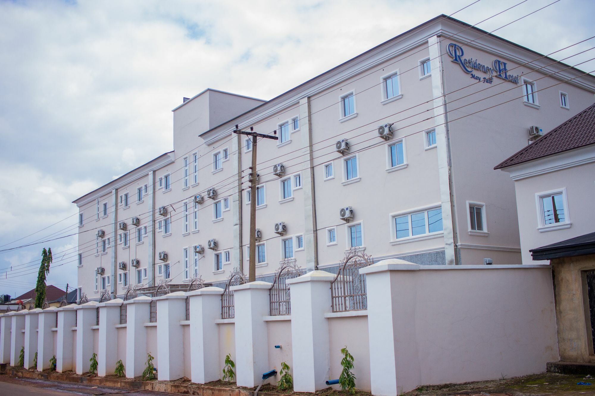 Residency Hotels Enugu Independence Layout Exterior photo